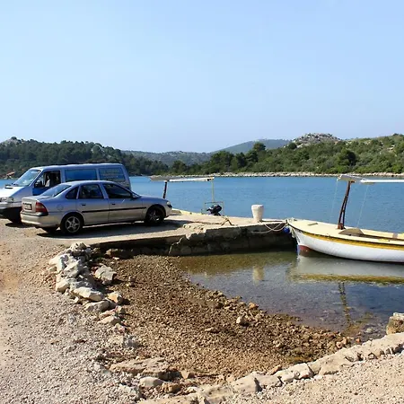 Seaside Secluded Cove Magrovica - Telascica, Dugi Otok - 8139 Apartmán *