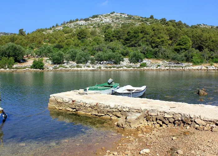 Seaside Secluded Cove Magrovica - Telascica, Dugi Otok - 8139 Appartement *